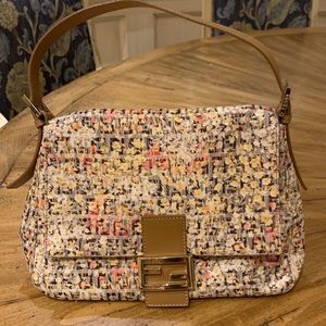 ❌Sold❌Fendi mama baguette floral logo